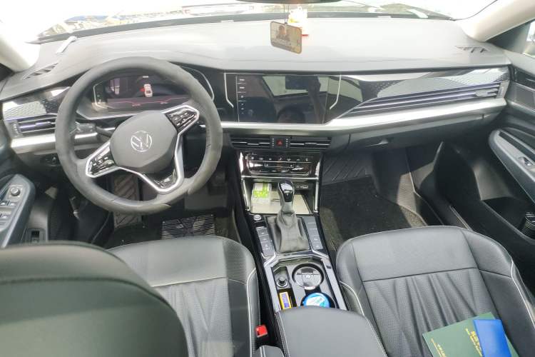 Used Volkswagen Passat 2023 Restyled 330TSI Starry Luxury Edition
