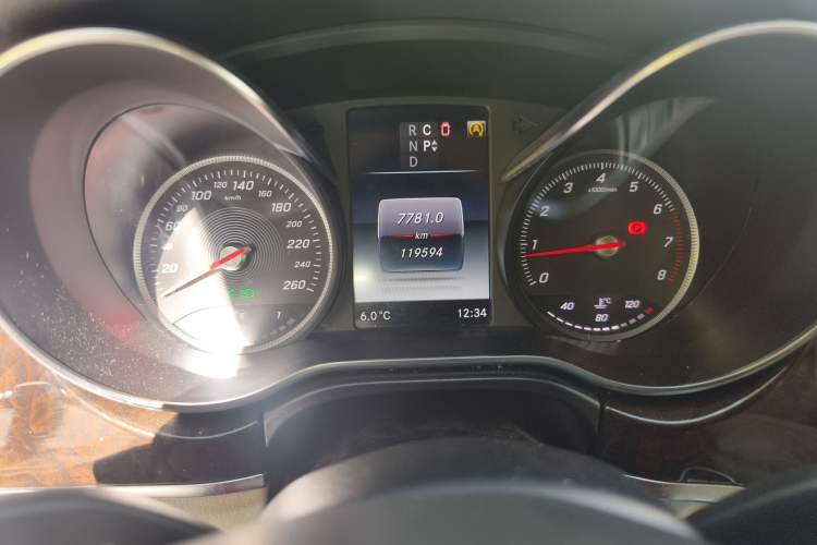 Used Mercedes-Benz V-Class 2018 V 260 Prestige Edition China VI