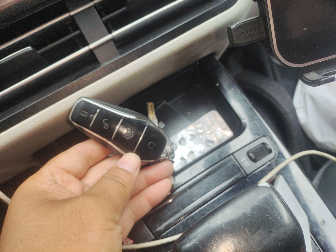 BYD Yuan Pro 2021 401 km Luxury Version — снимка 20