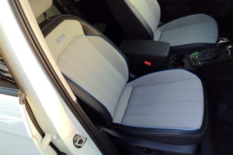 Used Volkswagen Tayron GTE Plug-in Hybrid 2023 280TSI Luxury Plus Advanced Edition