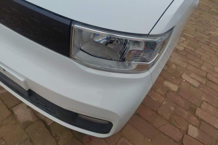 Used Wuling Hongguang MINIEV 2020 Freedom Version Lithium Iron Phosphate Left Front Headlight