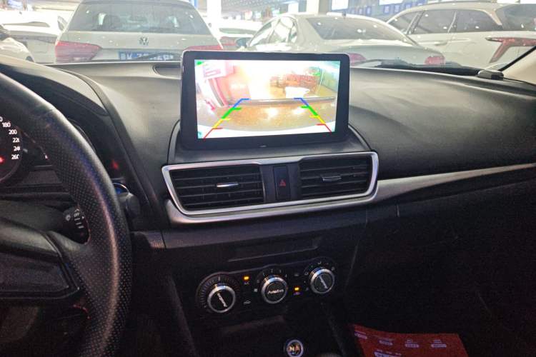 Used Mazda 3 Axela 2017 Sedan 1.5L Automatic Comfort Model China VI Standard Audio And AC Panel