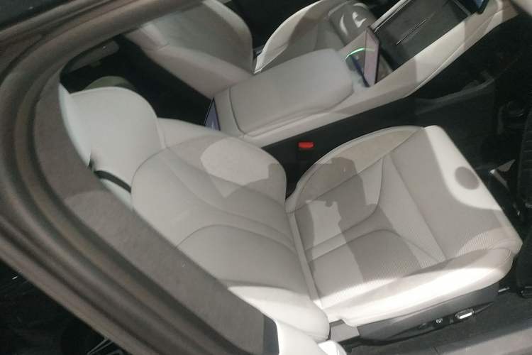 Used XPeng P7 2025 Model—702 Long Range Ultra