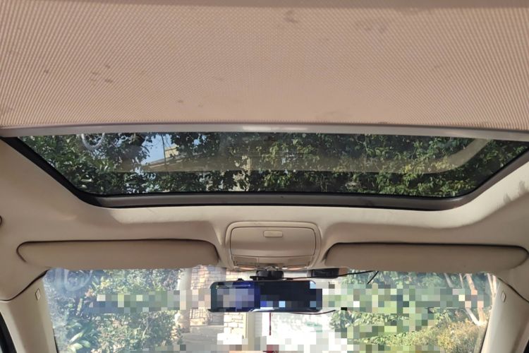 Used Volkswagen Tiguan 2010 2.0 TSI Automatic All-Wheel Drive Flagship Edition Headliner