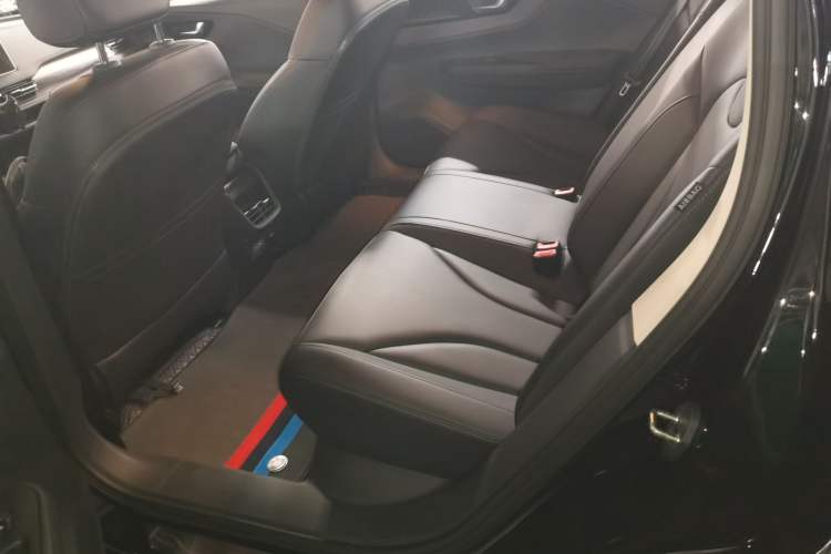 Used Hongqi E-QM5 2023 Base Travel Edition
