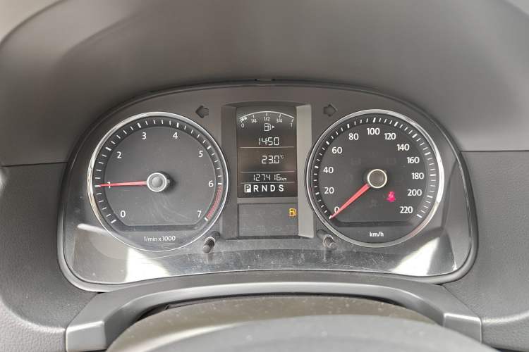 Used Volkswagen Lavida 2011 1.6L Automatic Premium Edition
