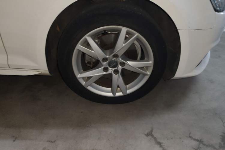 Used Audi A4L 2018 30th Anniversary Edition 40 TFSI Trendy Model
