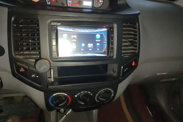 Used Geely Auto Diamond 2013 1.5L Manual Elite Model