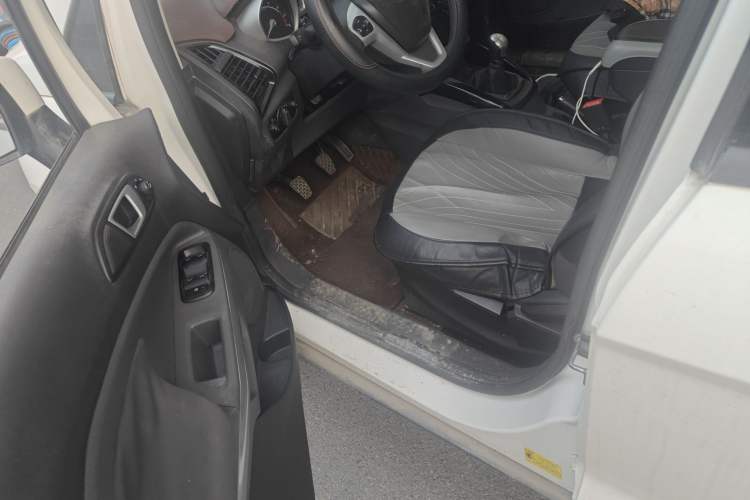 Used Ford EcoSport 2013 1.0L GTDi Manual Luxury Model
