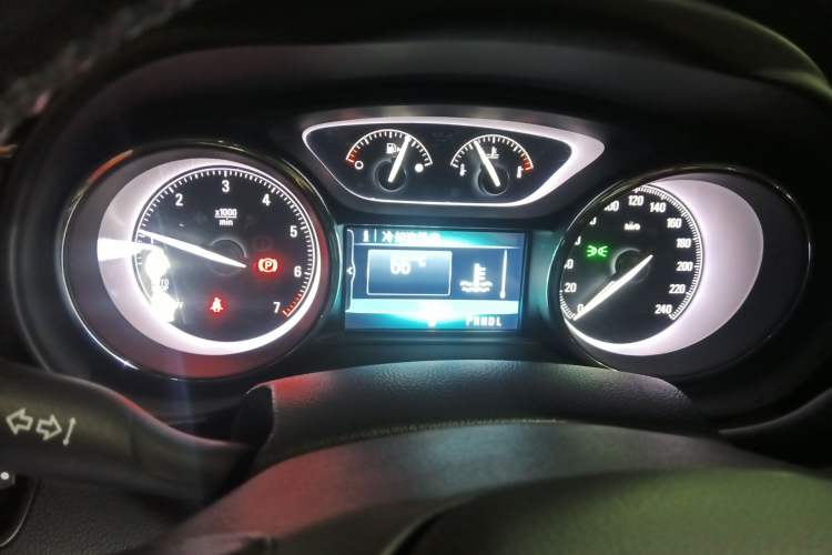 Used Buick Envision 2019 20T Two-Wheel Drive Elite Version China VI Standard
