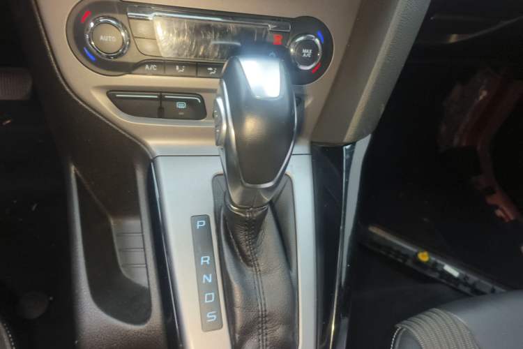 Used Ford Focus 2012 Sedan 1.6L Automatic Comfort Model
