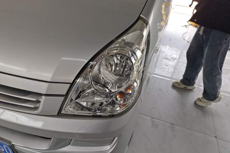 Used Wuling Rongguang 2014 1.2L S Base Model
