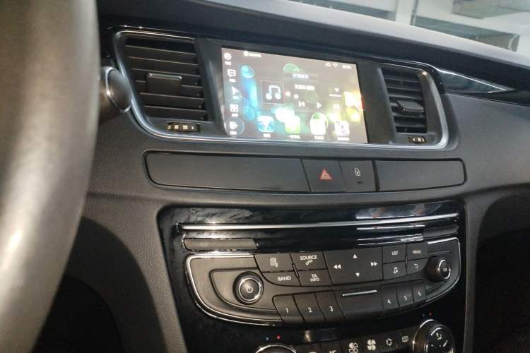 Used Peugeot 508 2015 1.6THP Automatic Prestige Edition Audio And AC Panel