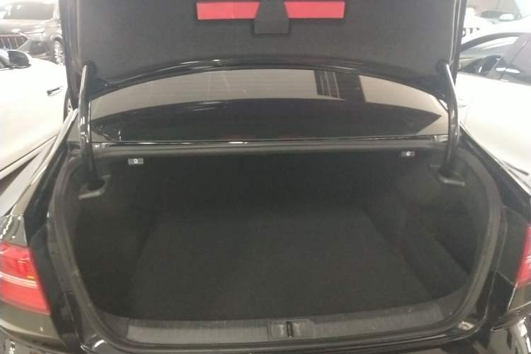 Used Volkswagen Magotan 2017 330TSI DSG Luxury Model