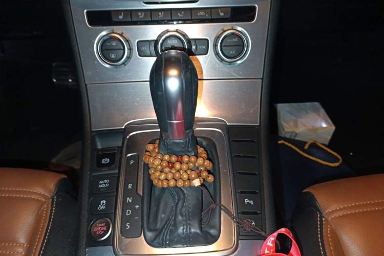 Used Volkswagen FAW-Volkswagen CC 2015 1.8TSI Luxury Model Gear Lever