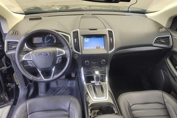 Used Ford Edge 2016 EcoBoost 245 Two-Wheel-Drive Titanium 7-Seater