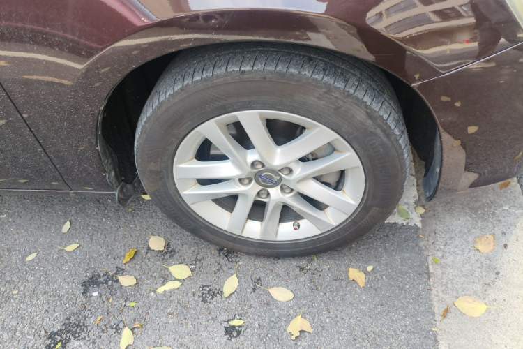 Used Volvo S60 2017 S60L T3 Smart Upgrade Edition Right Front Wheel Hub