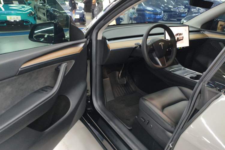 Used Tesla Model Y 2022 Revised Version Long-Range All-Wheel Drive Driver Seat