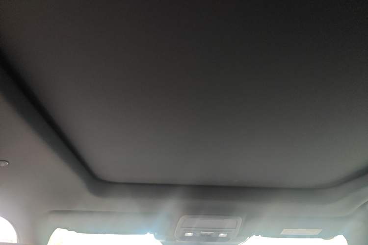 Used Ford Explorer 2024 2.3T EcoBoost Kunlun Peak Edition 6-Seater
