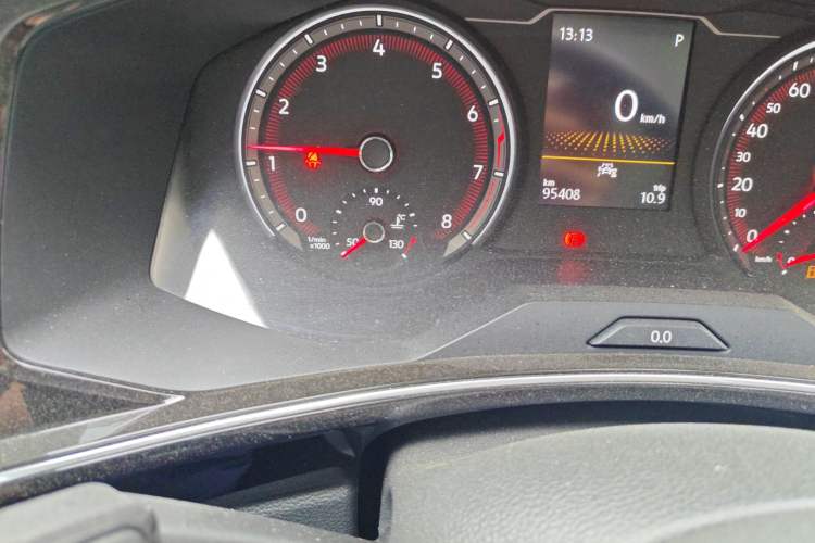 Used Volkswagen Tayron 2019 330TSI Two-Wheel Drive Luxury Model China VI Standard Odometer Close Up