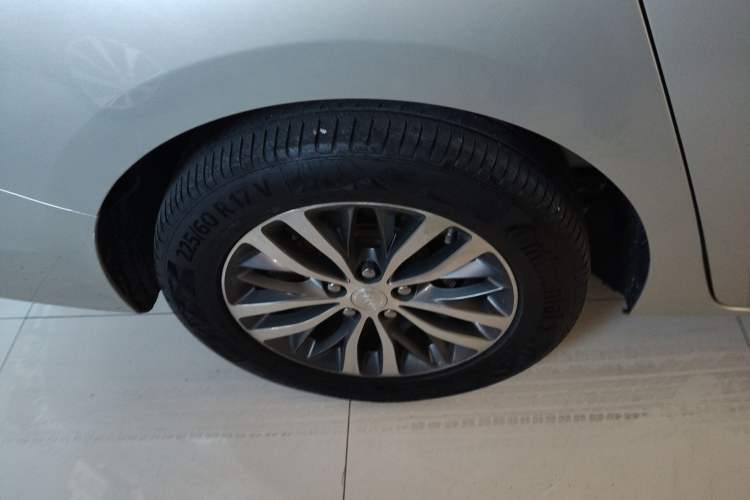 Used Buick GL8 2021 ES Landtrek 653T Comfort Edition
