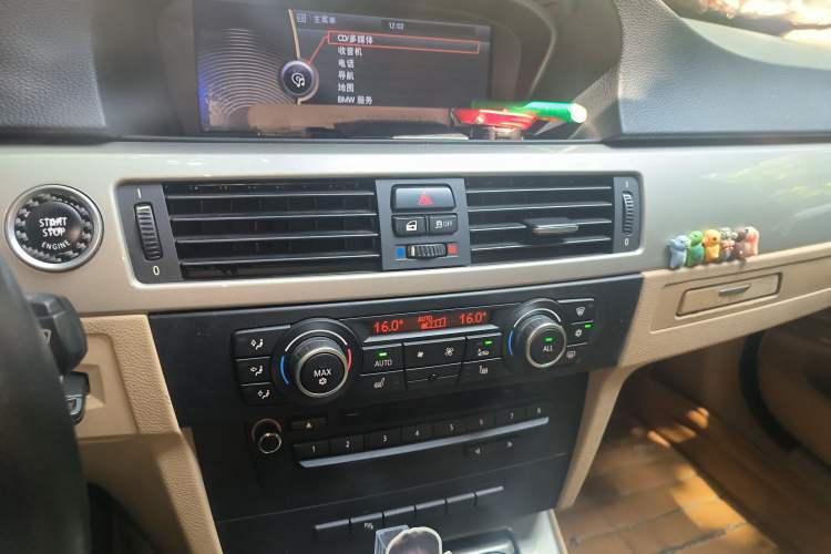 Used BMW 3 Series 2012 320i Luxury Edition