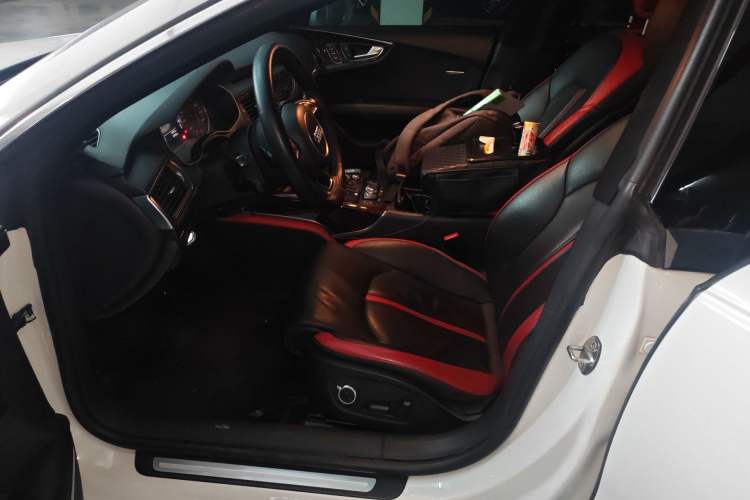 Used Audi A7 2014 50 TFSI quattro Comfort Model
