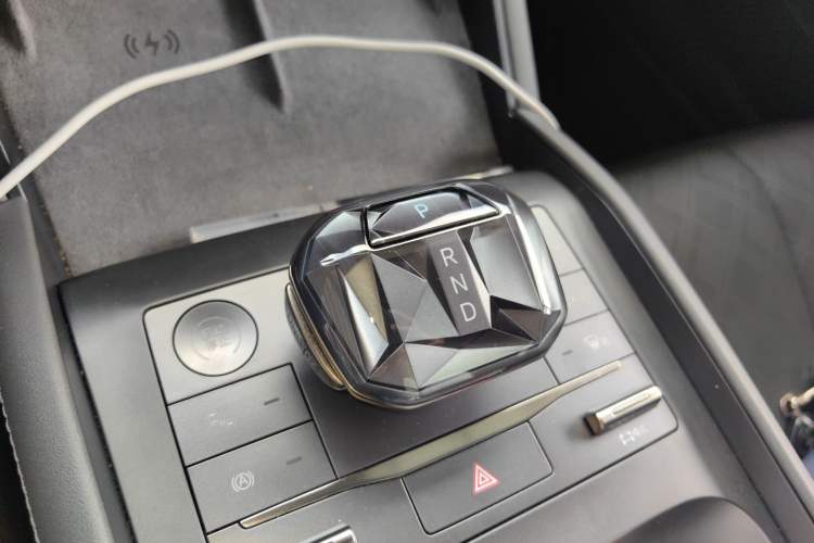 Used BYD Qin L 2024 DM-i 120KM Excellence Model
