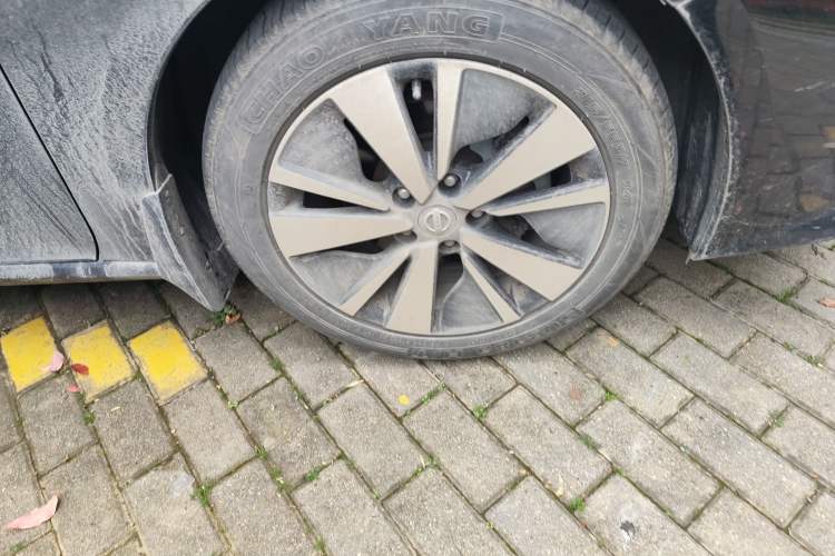 Used Nissan Teana 2021 2.0L XL Comfort Edition Right Front Wheel Hub