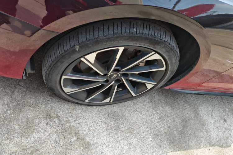 Used Audi A4L 2022 40 TFSI Luxury Dynamic Model