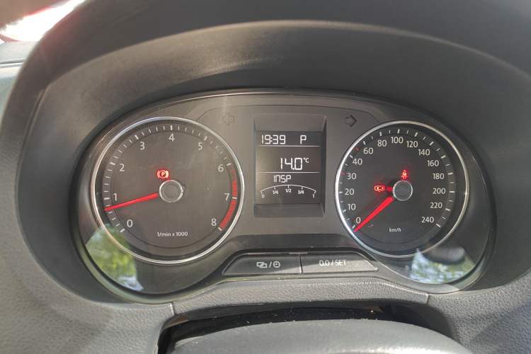 Used Volkswagen Polo 2014 1.4L Automatic Comfort Edition Instrument Cluster