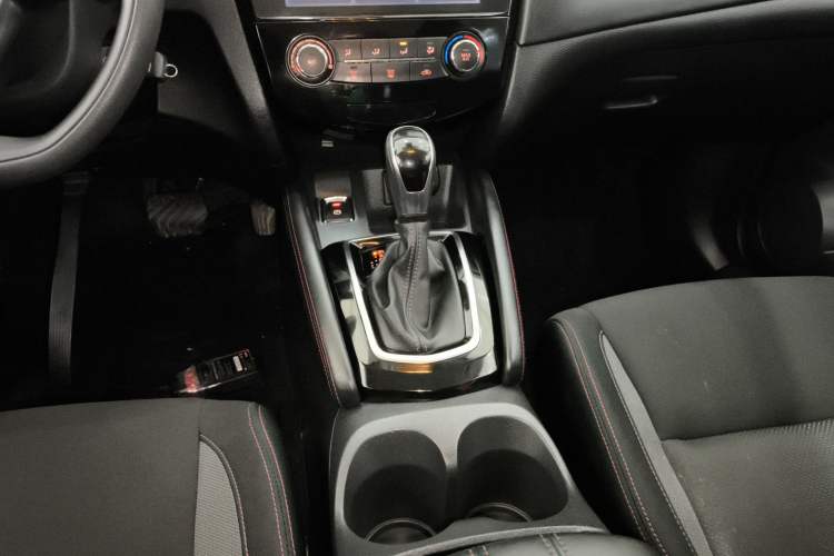 Used Nissan Qashqai 2021 2.0L CVT Smart Enjoyment Version