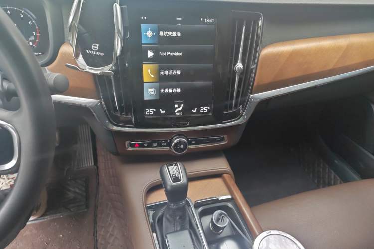 Used Volvo S90 2020 T5 Zhiyi Luxury Edition
