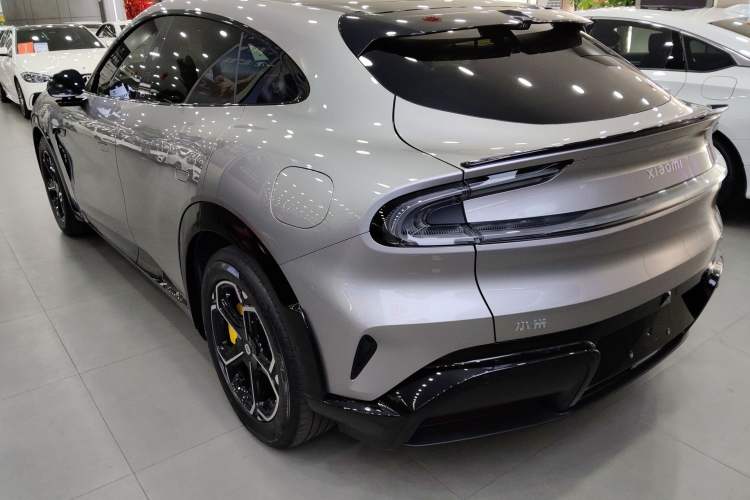 Used Xiaomi Auto YU7 2025 Ultra-Long Range High-Performance All-Wheel-Drive Max Edition
