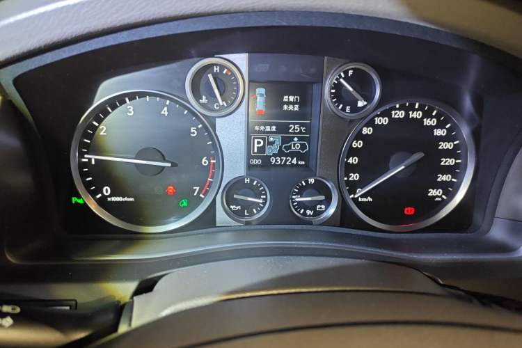 Used Lexus LX 2013 570