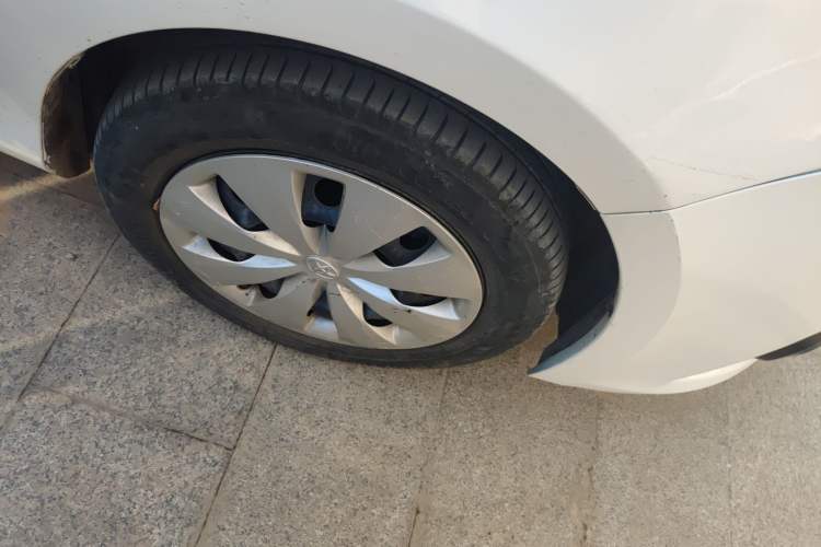 Used Toyota YARiS L Zhi Xuan 2015 1.5E Automatic Charm Edition