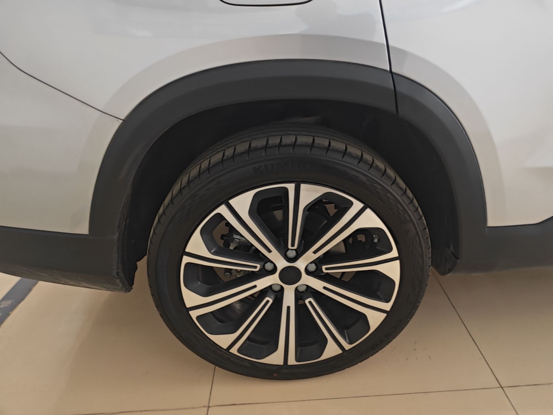 Geely Auto Haoyue L 2026 Model 2.0TD DCT Bliss — снимка 11