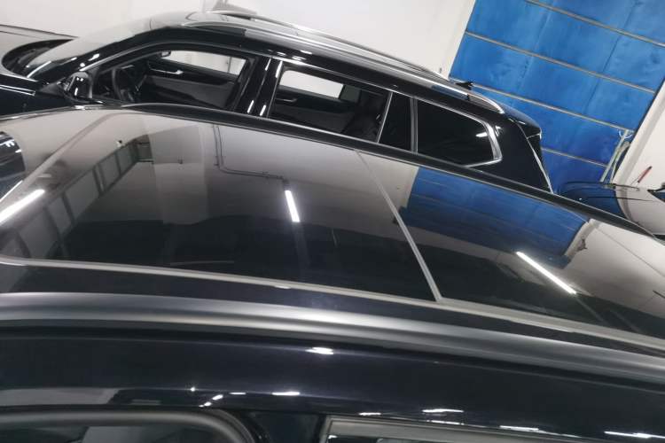 Used Audi Q5 e-tron 2023 40 e-tron Starry Edition Mecha Kit
