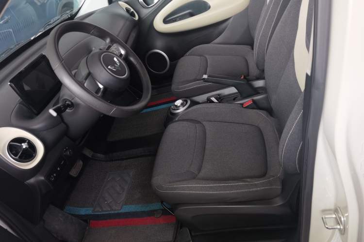 Used Wuling Bingo 2023 203km Light Edition
