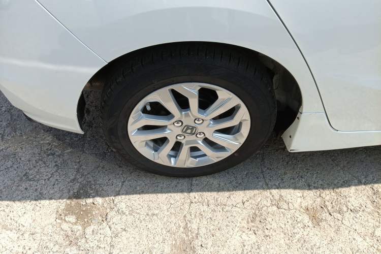 Used Honda Fit 2018 1.5L CVT Comfort Version Right Rear Wheel Hub