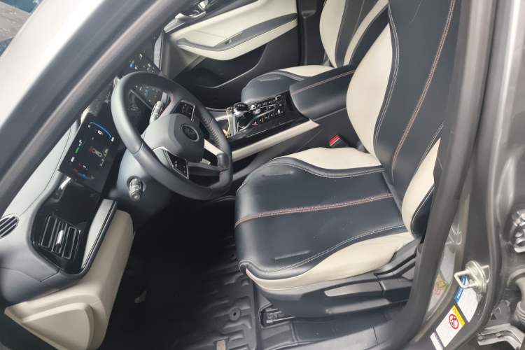 Used BYD Qin PLUS 2023 Champion Edition DM-i 55KM Leading Model Left Front Seat