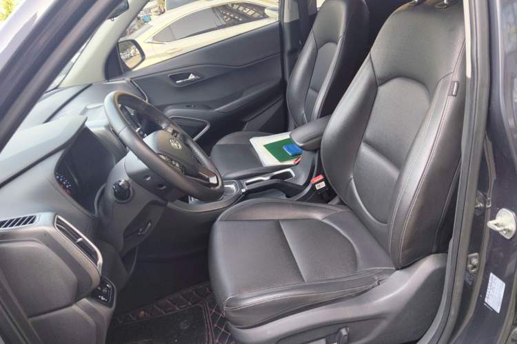 Used Hyundai ix35 2020 2.0L Automatic 2WD Zhiyong·Changxiang Edition Left Front Seat