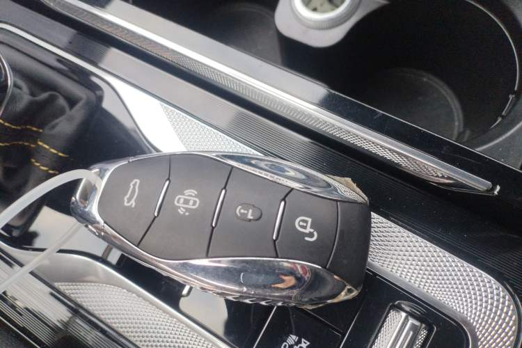 Used Hongqi H6 2023 2.0T ZhiZhen Edition
