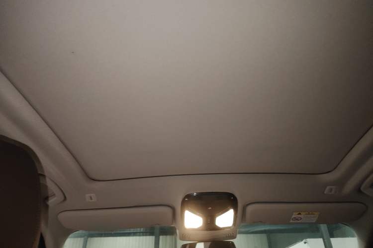 Used BMW X3 2018 xDrive28i Luxury Package China VI Emission Standard