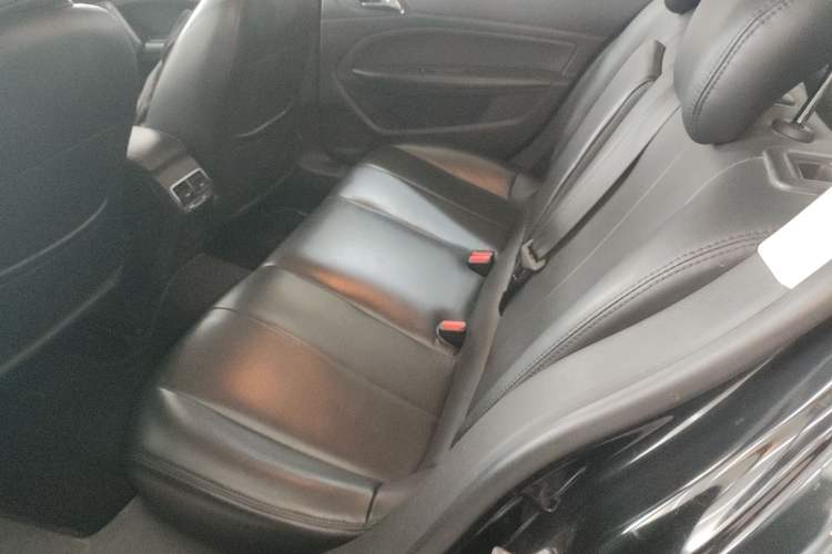 Used Peugeot 408 2015 1.2T Automatic Luxury Edition