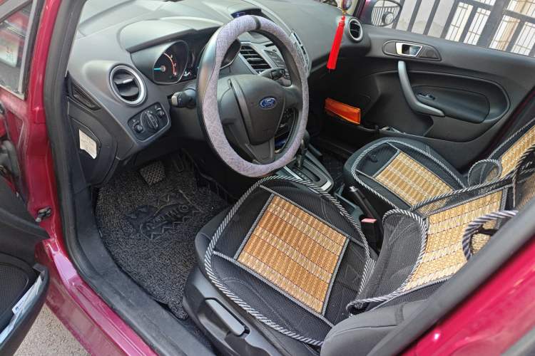 Used Ford Fiesta 2013 Hatchback 1.5L Automatic Fashion Edition Left Front Seat