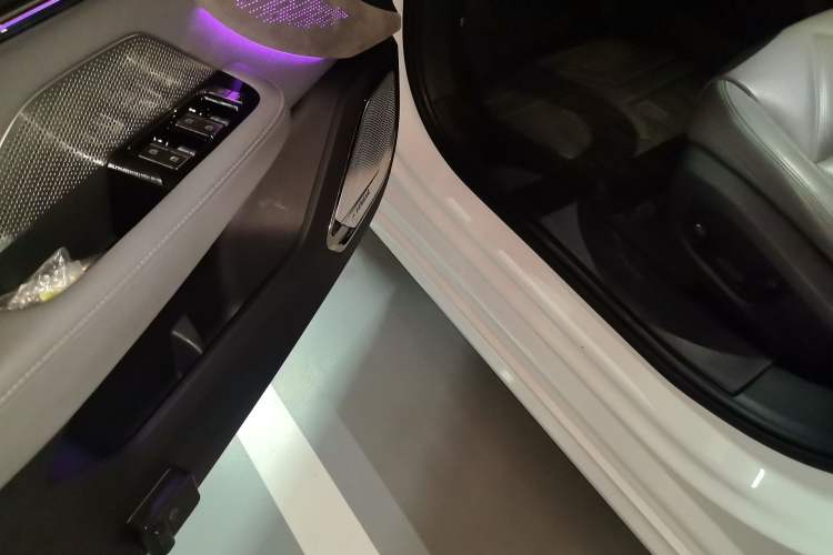 Used Zeekr 001 2023 WE Edition 100 kWh Driver Seat