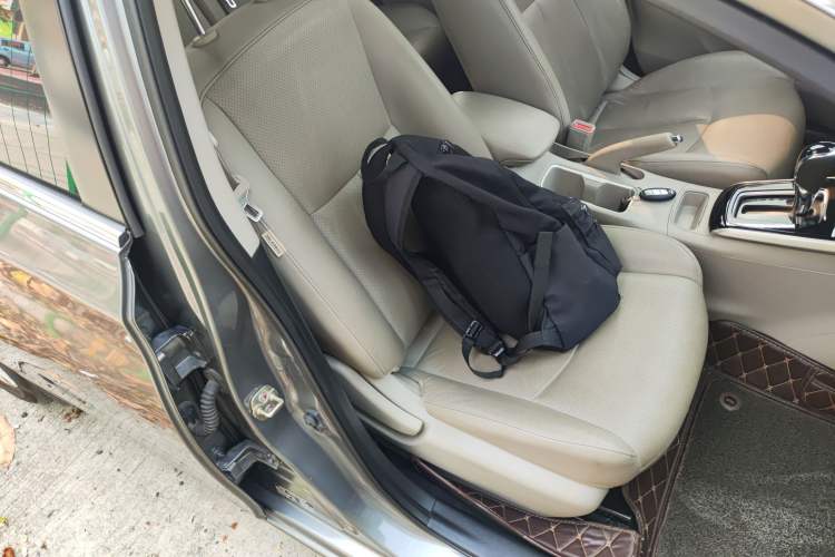 Used Nissan Sylphy 2019 1.6XV CVT Smart Connect Luxury Edition China VI Standard