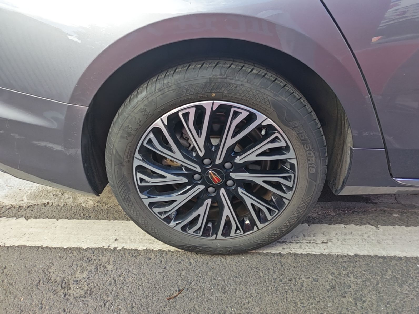 Hongqi H5 2024 2.0T Automatic Smart Connect Flagship Edition - Chinese Trim Chang — снимка 11