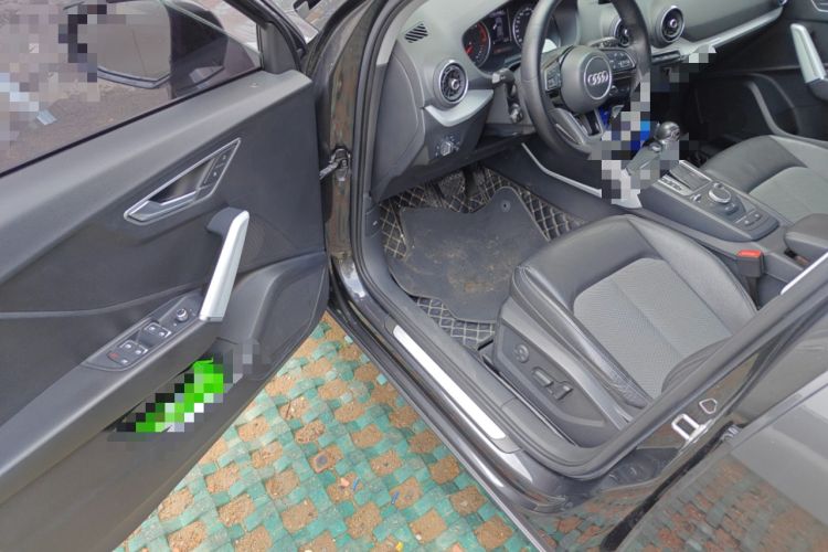 Used Audi Q2L 2018 35 TFSI Fashionable & Elegant Version China VI Emission Standard Driver Seat